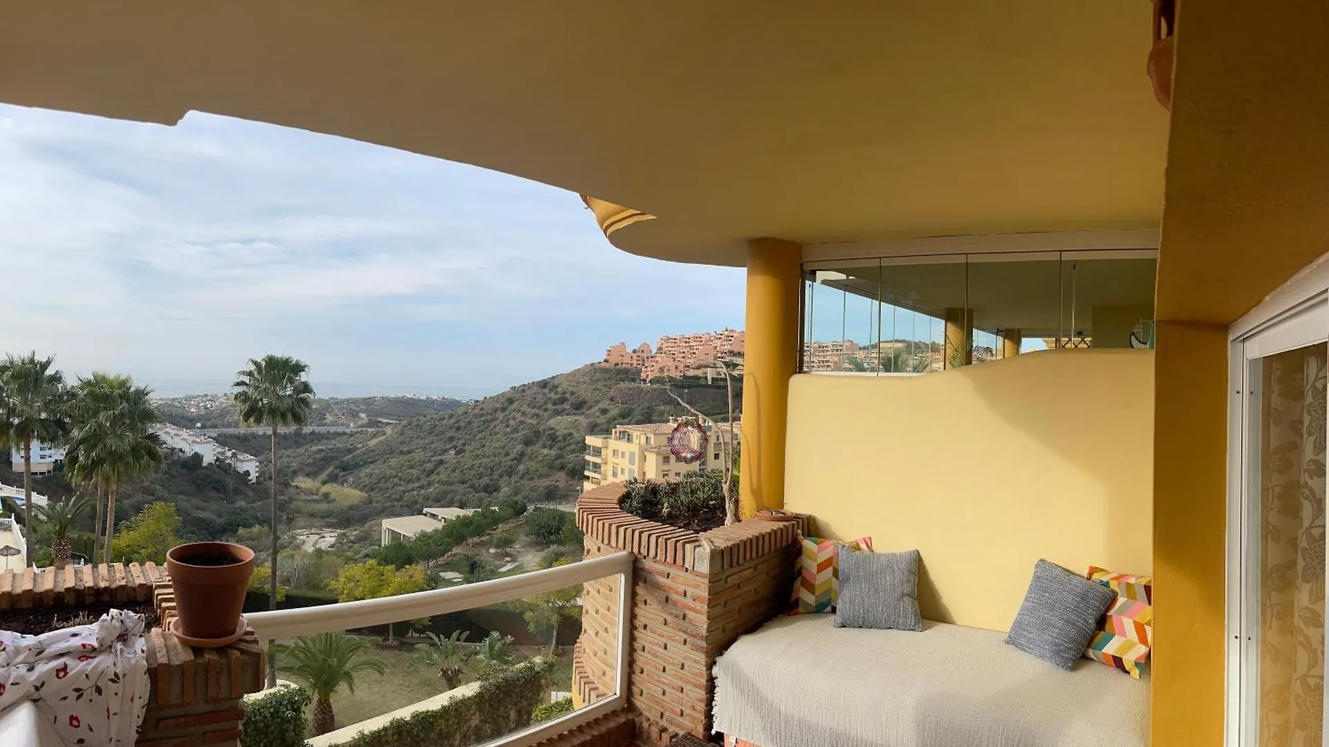 Appartement Sunny Coast Marbella 2Br 2Ba Panoramic Sea View 2 Pools & Wifi 6 Pax à Sitio de Calahonda