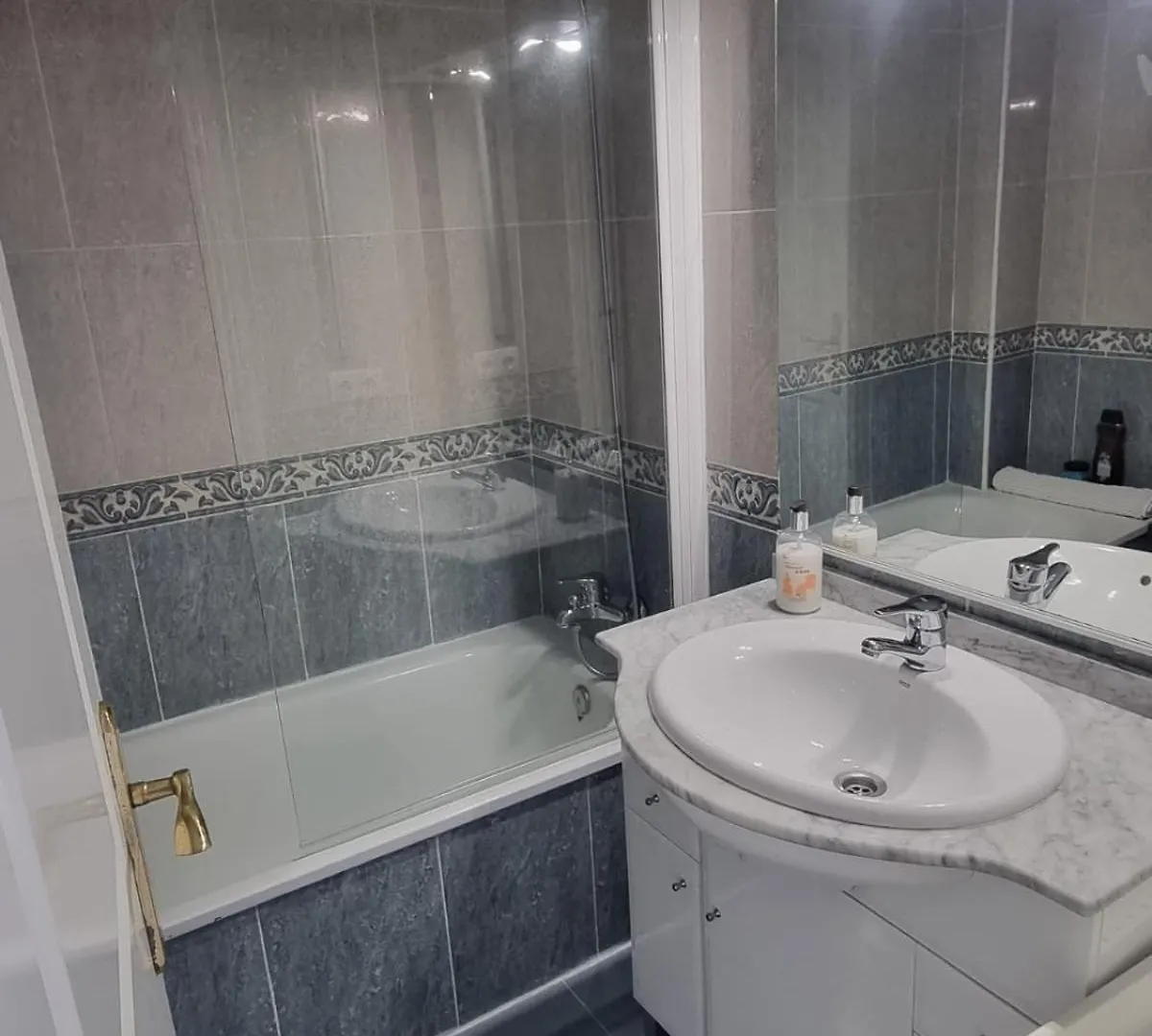 Appartement Sunny Coast Marbella 2Br 2Ba Panoramic Sea View 2 Pools & Wifi 6 Pax à Sitio de Calahonda