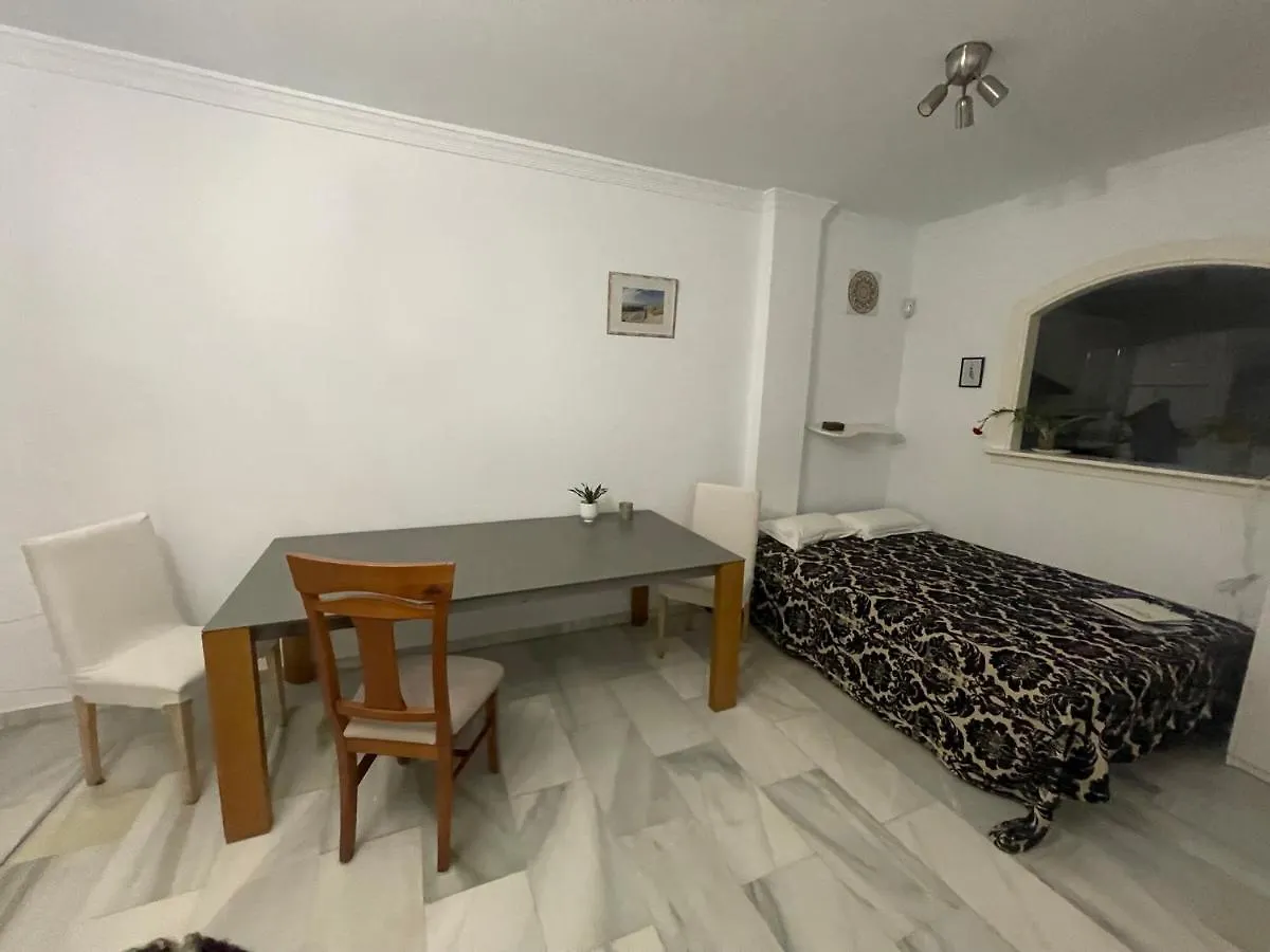 דירות Sitio de Calahonda Sunny Coast Marbella 2Br 2Ba Panoramic Sea View 2 Pools & Wifi 6 Pax 0*,